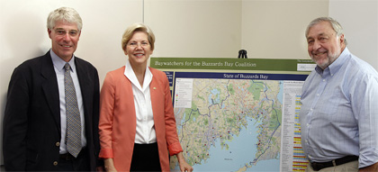 MBL Ecosystems Center Director Chris Neill (left) and Distinguished Scientist Jerry Mellilo with Senator Warren