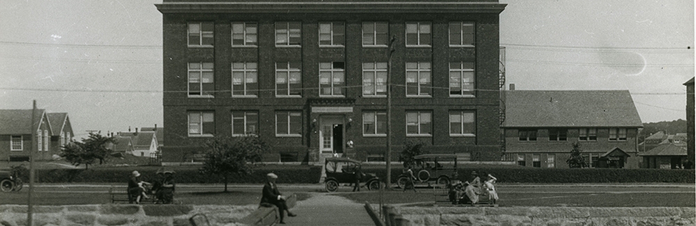 MBL's Crane Building in 1923, seen from the dock