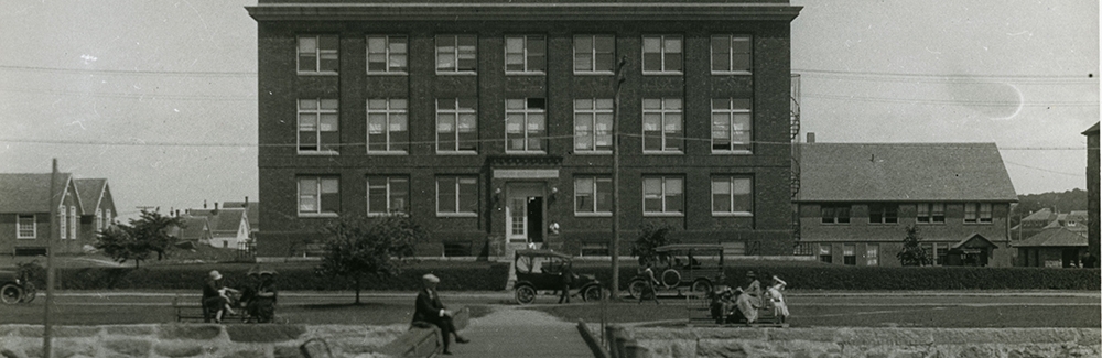 MBL's Crane Building in 1923, seen from the dock