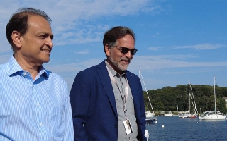 Nipam Patel and Alejandro Sanchez Alvarado at MBL 2 Credit Stowers Institute.jpg