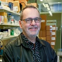 Jeffrey Hubbell in his UChicago lab 2023 Credit Matt Marton